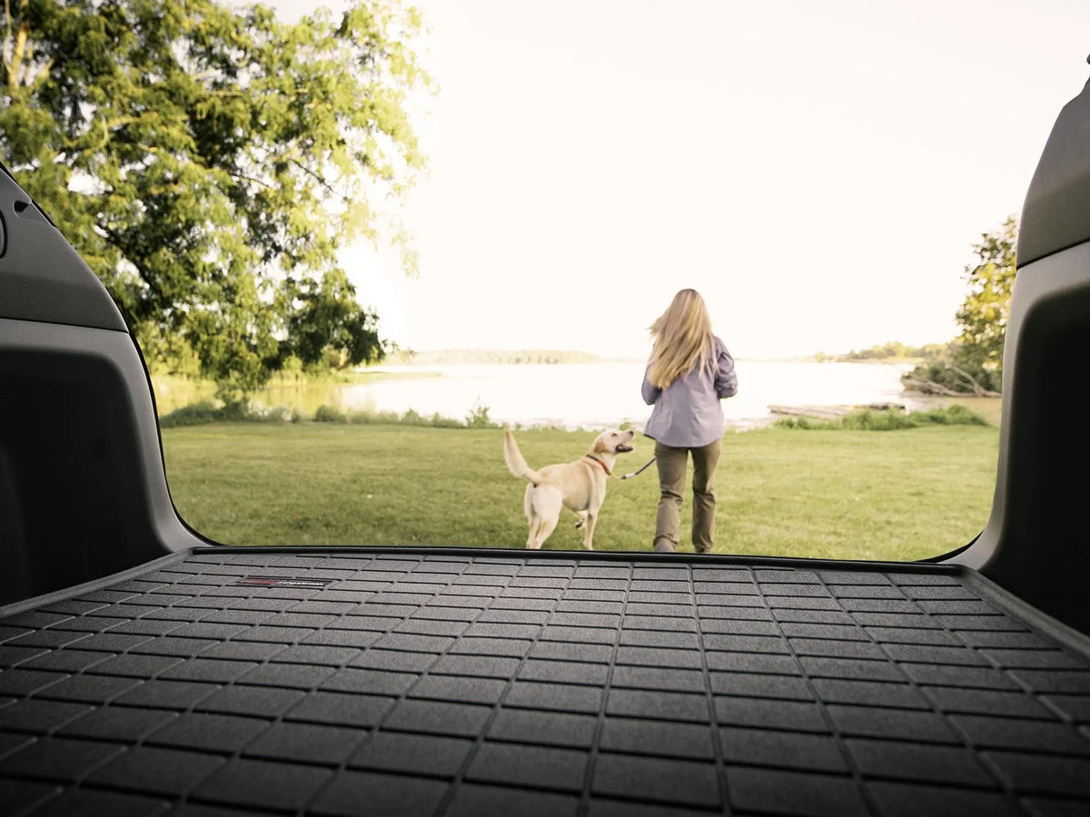 WeatherTech Cargo Trunk Liner compatible with BMW X5 3.0si, X5 30i, X5 35d, X5 40e, X5 48i, X5 50i - Behind 2nd Row Seating Grey