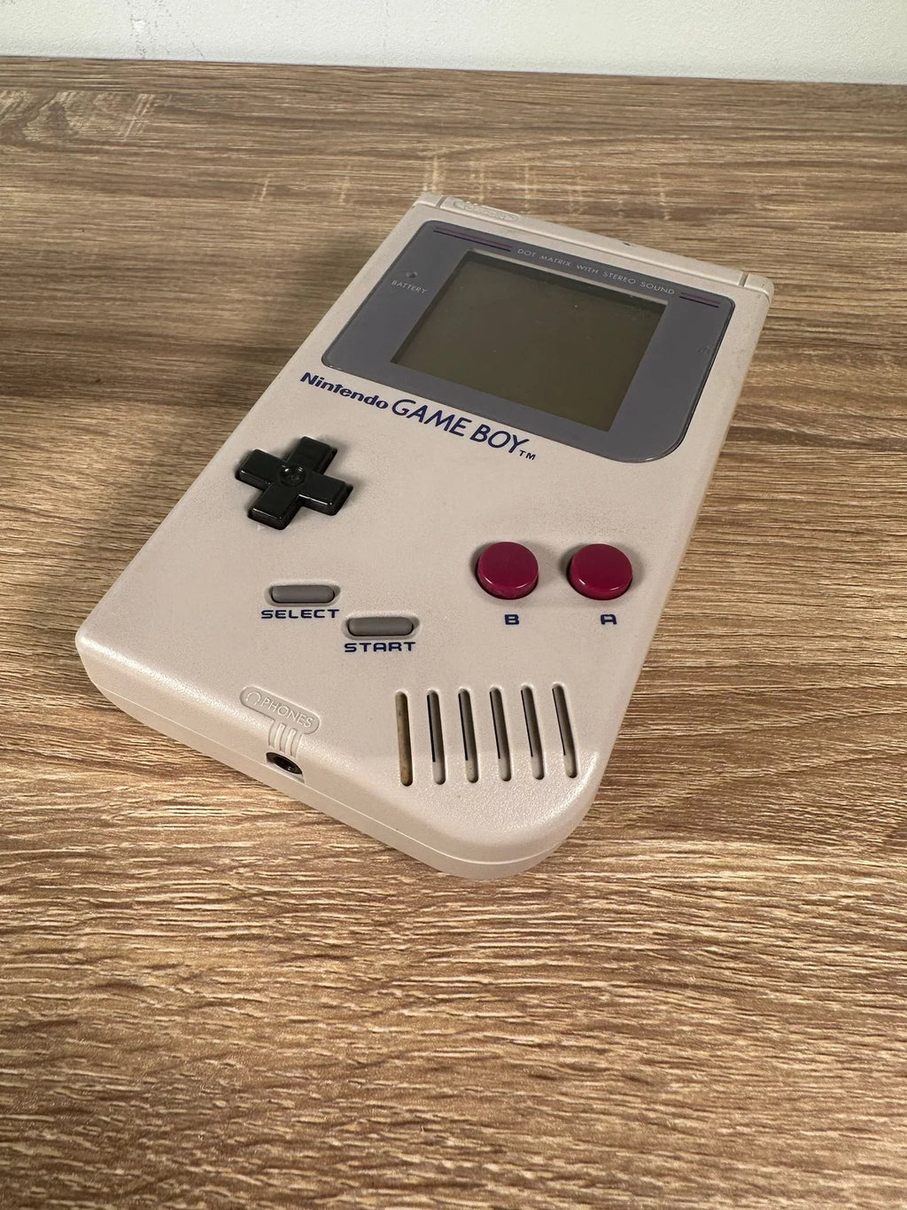 Renewed Original Nintendo Game Boy Console Classic Grey Tested and Cleaned Works Great, Rare Collectable (Refurbished)
