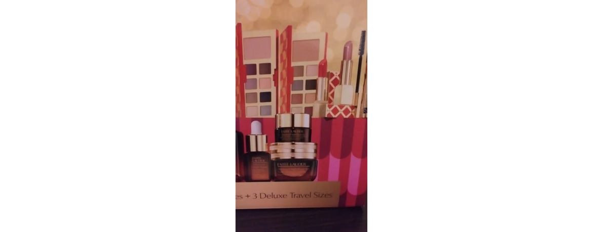 Estee Lauder LIMITED EDITION 29 Beauty Essentials Includes 9 Full-Size Favorites