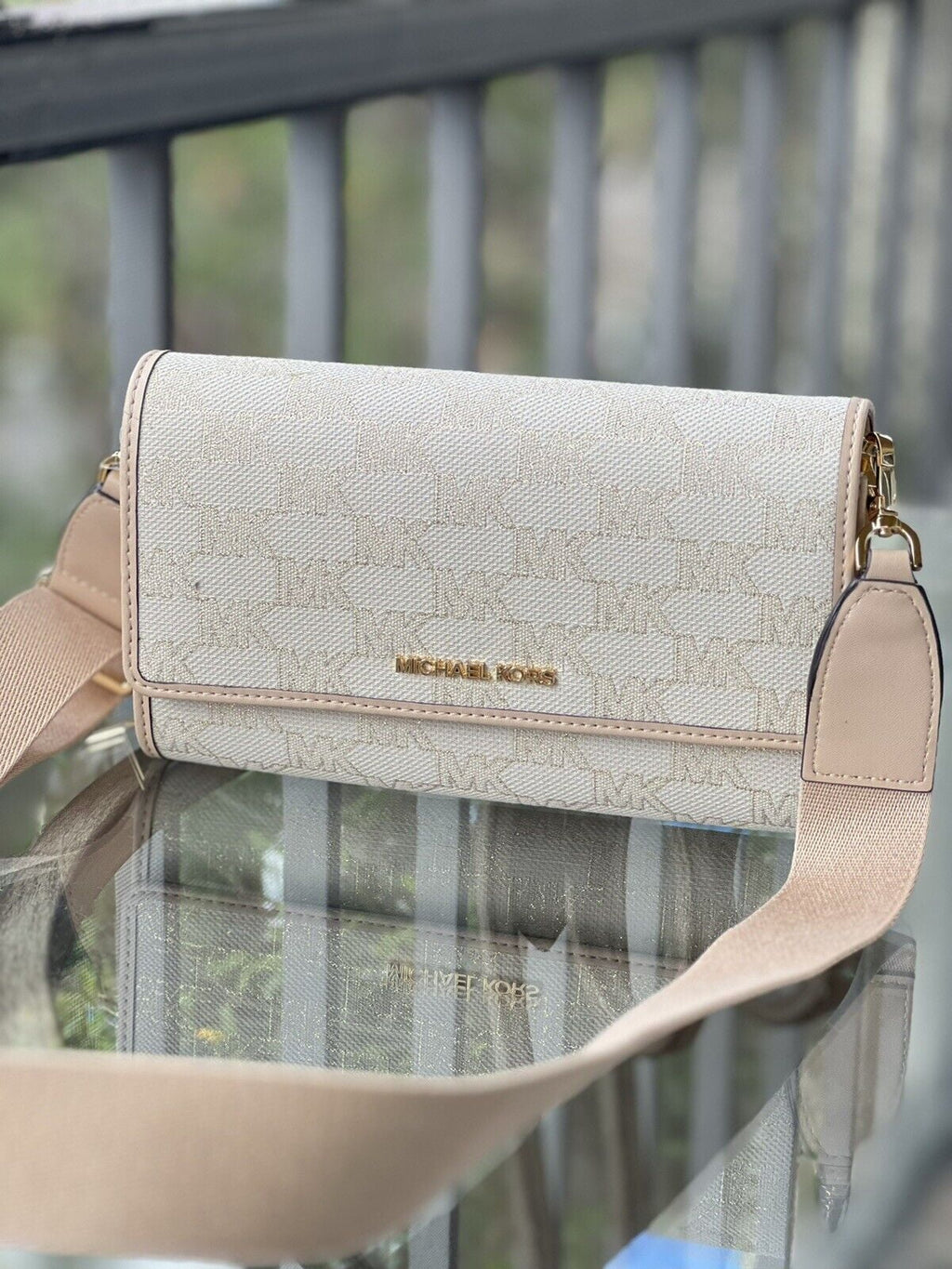 Michael Kors Jet Set LG Zip Around Wallet Crossbody Bag MK Gold Glitter Natural