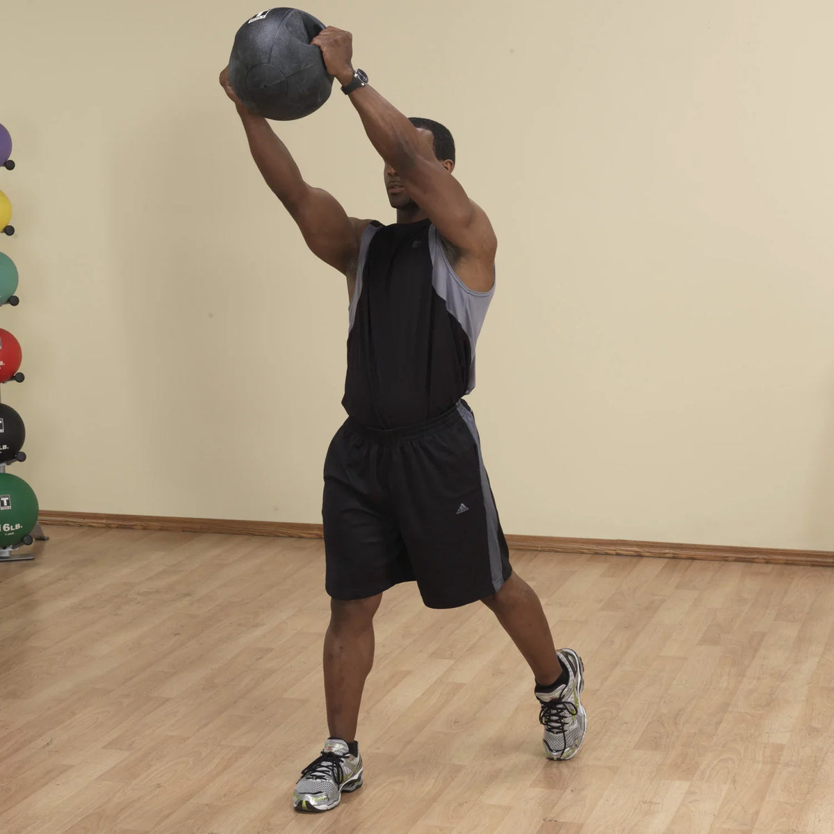 BSTDMB14 14lb BLack Dual Grip Medicine Ball